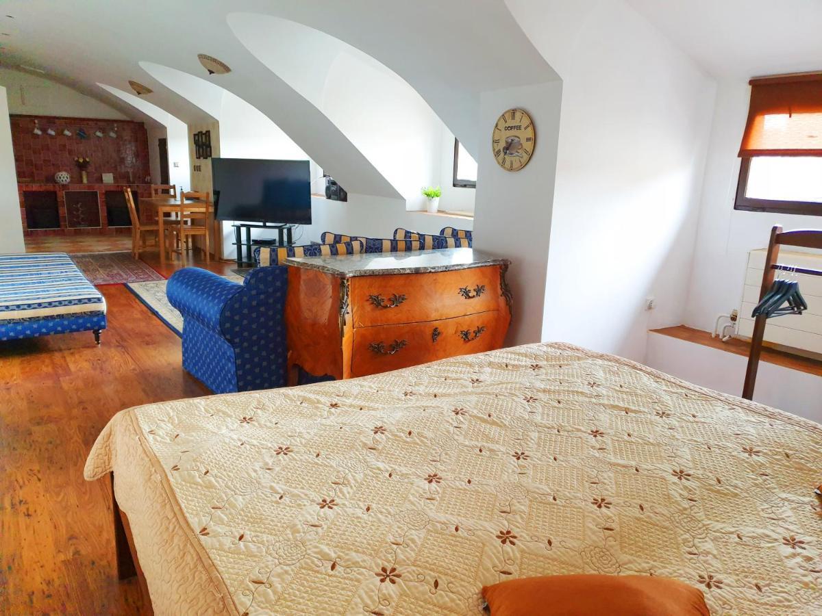 Studio Karluv Most Прага Экстерьер фото