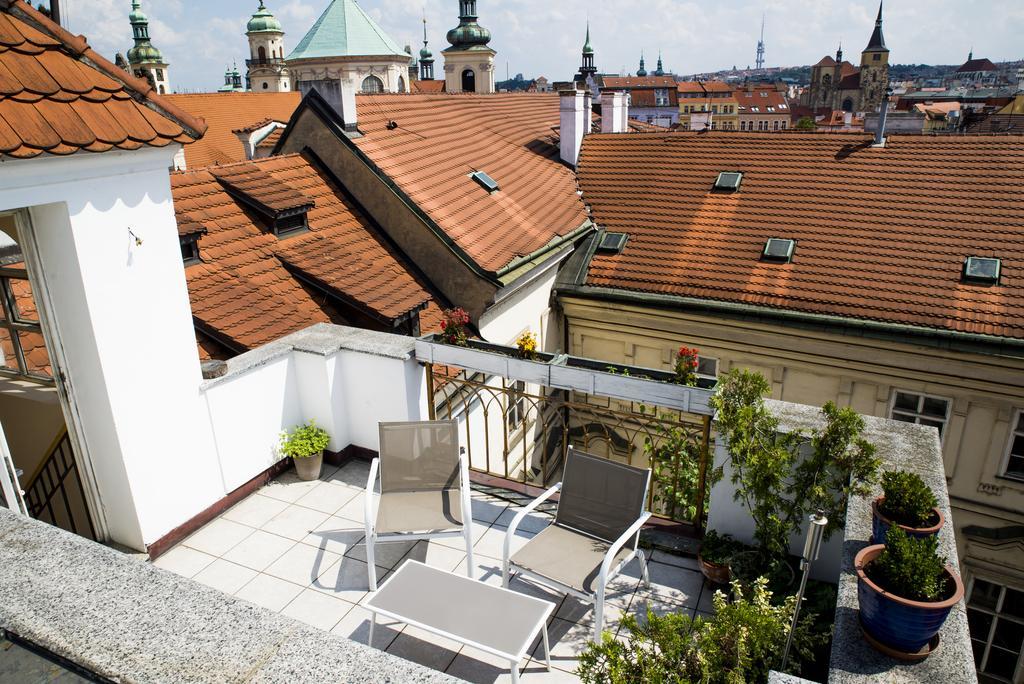 Studio Karluv Most Прага Экстерьер фото